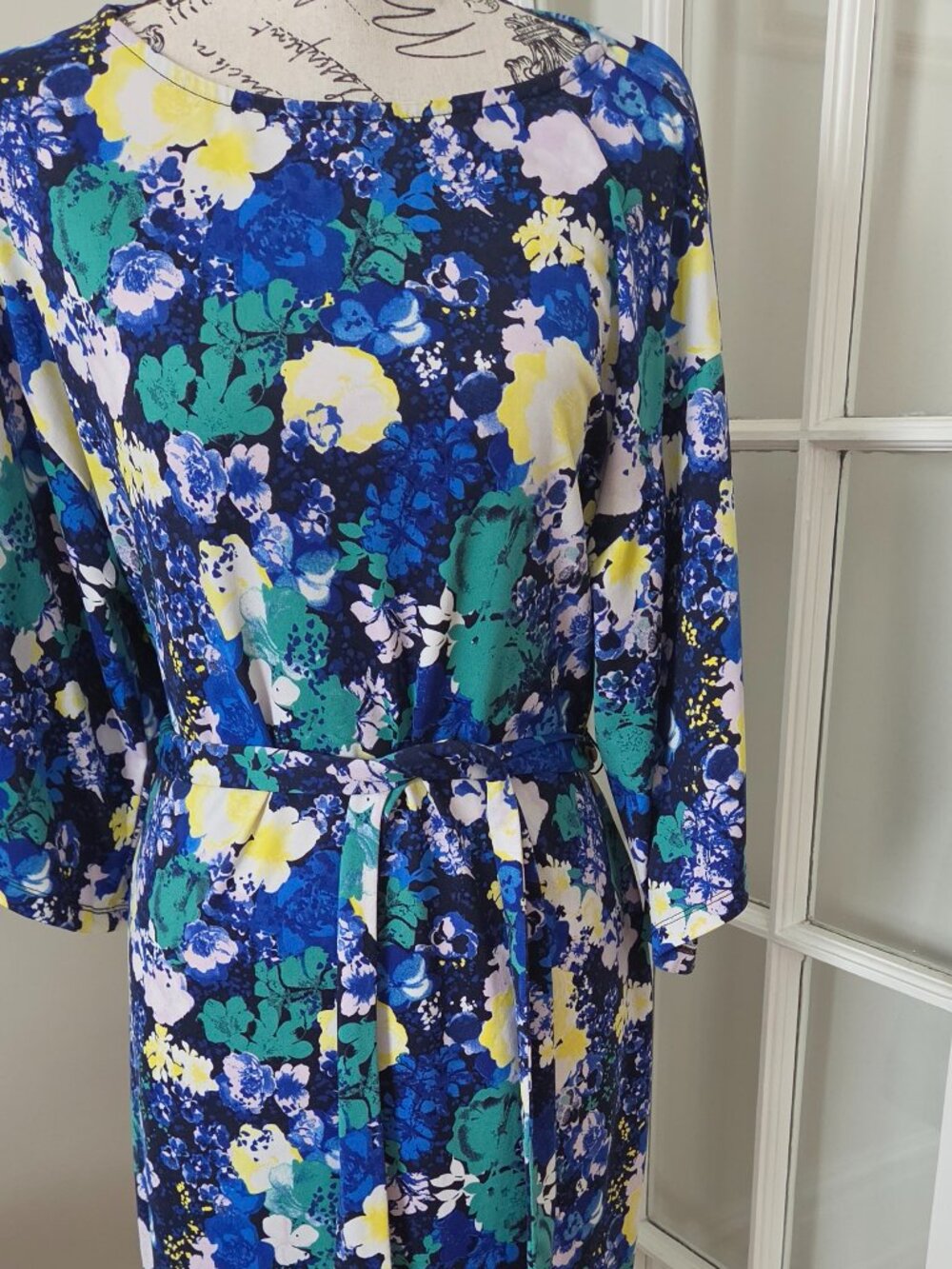 New York & Company Size M Floral Belted Shift Dress Blue Green Yellow